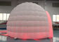 Barraca inflável gigante da abóbada do iglu da luz colorida do diodo emissor de luz com entrada do túnel